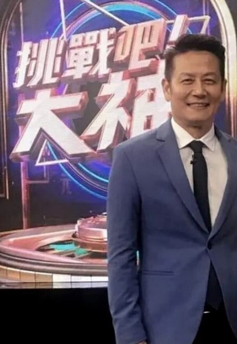 姐弟乱伦姐姐嘴.上拒.绝我但身体.却很诚.实还是被我.按在床上爆.操内射好爽超.大声 - FreeXX